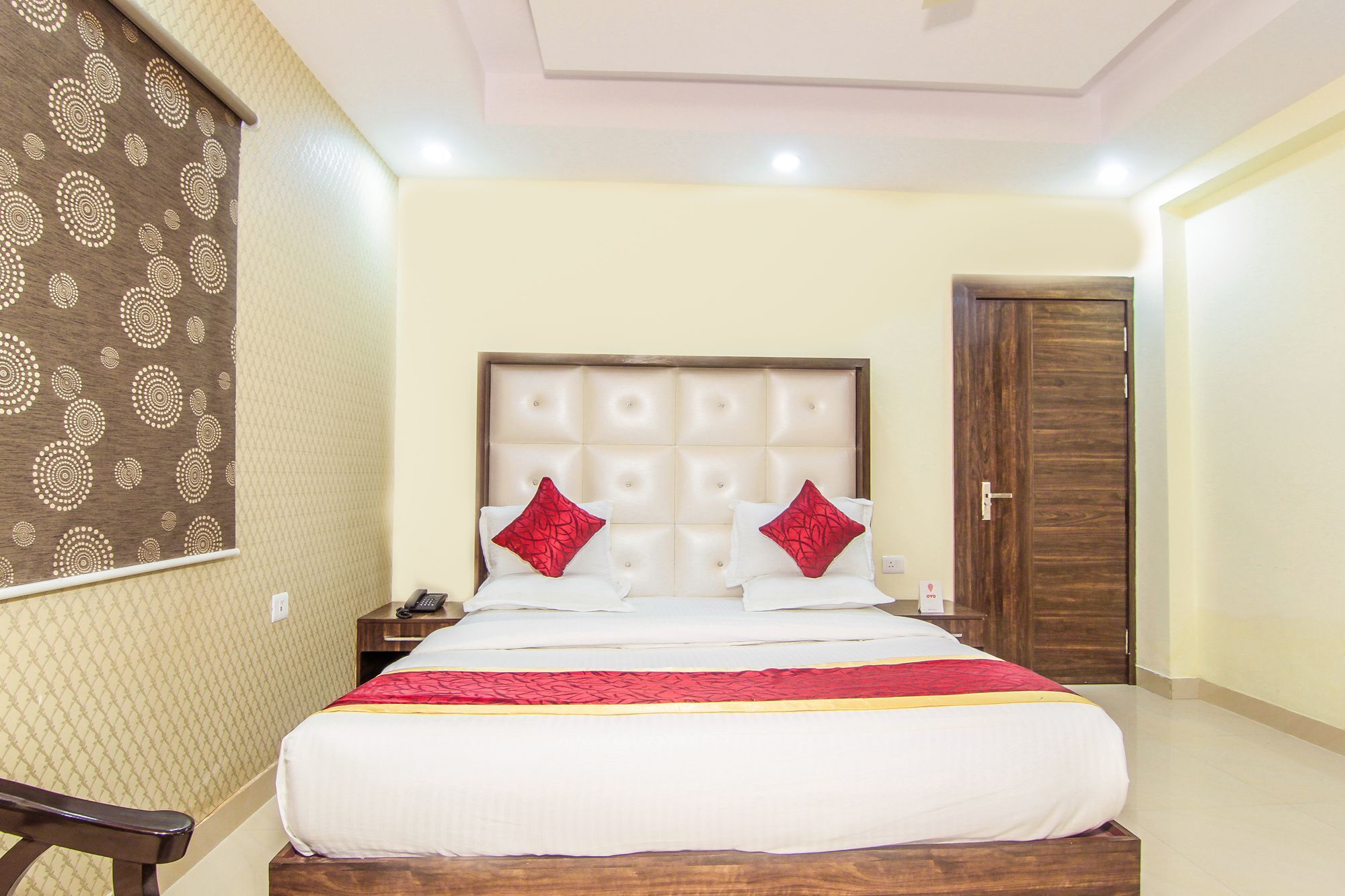 Hotel SS Grand Lucknow Buitenkant foto